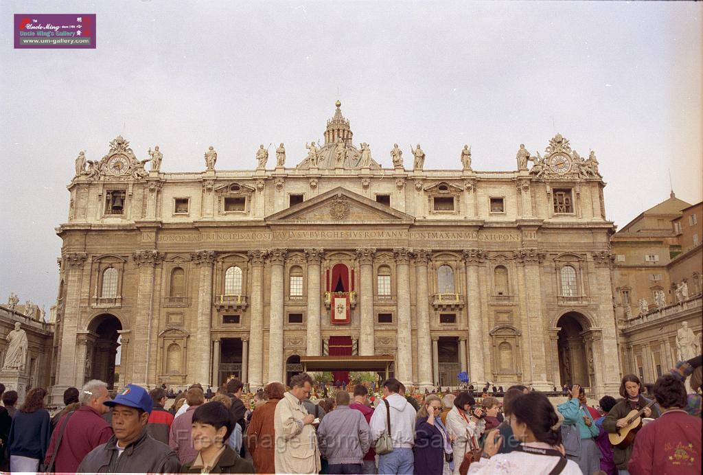 vatican02.jpg