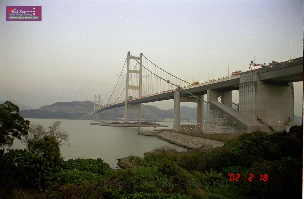 tsingma_bridge02mar02.jpg